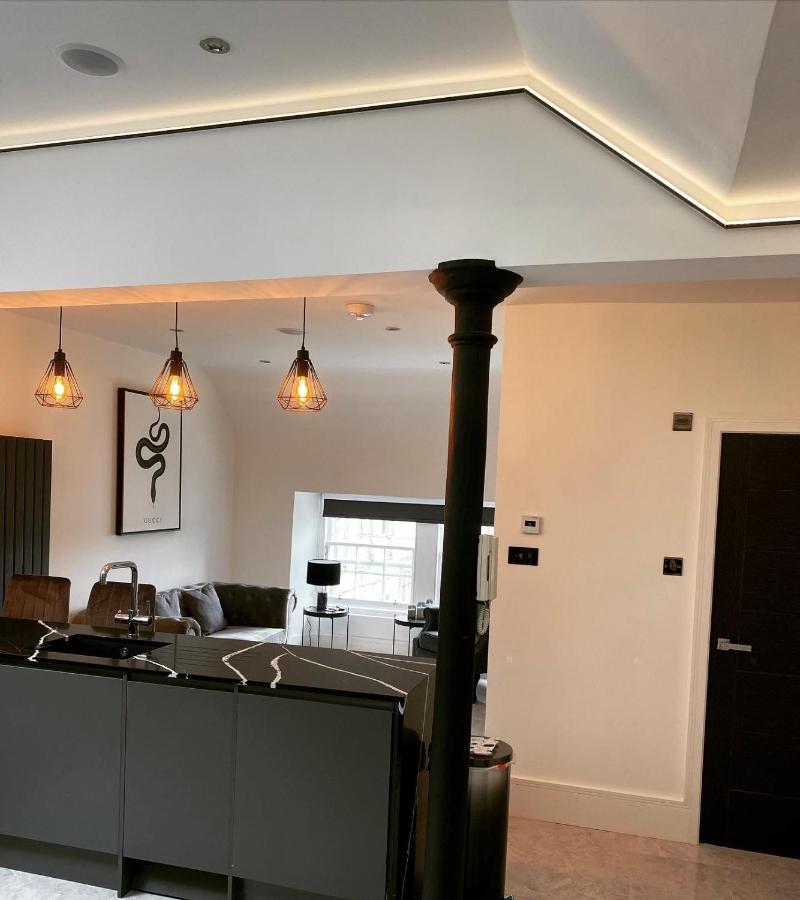Luxury Royal Mile Boutique 2Bedroom Apartment Εδιμβούργο Εξωτερικό φωτογραφία