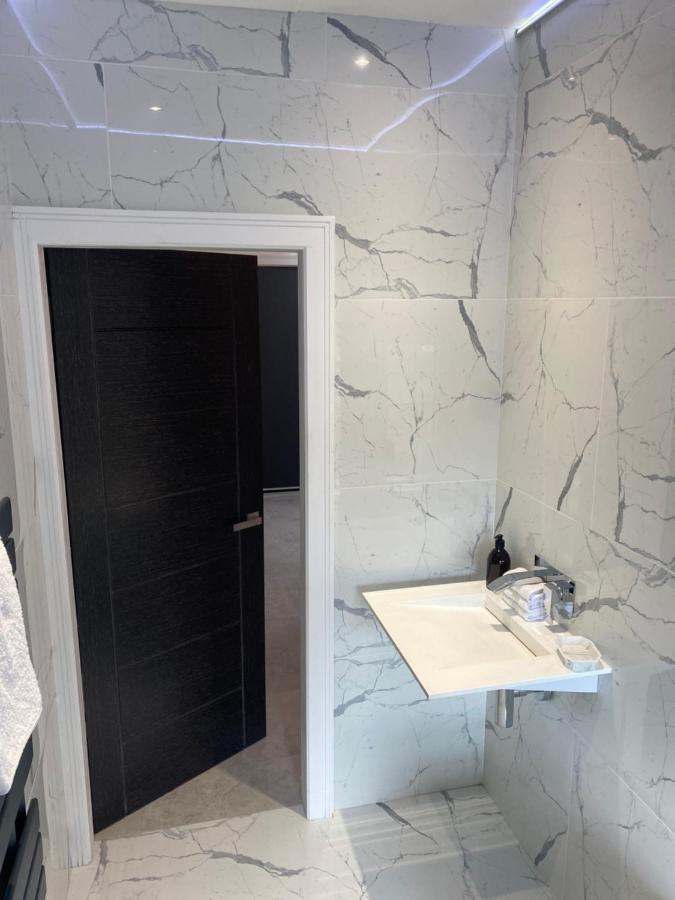 Luxury Royal Mile Boutique 2Bedroom Apartment Εδιμβούργο Εξωτερικό φωτογραφία