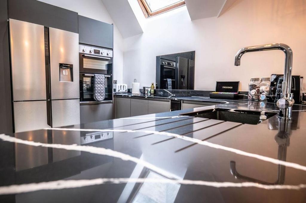 Luxury Royal Mile Boutique 2Bedroom Apartment Εδιμβούργο Εξωτερικό φωτογραφία